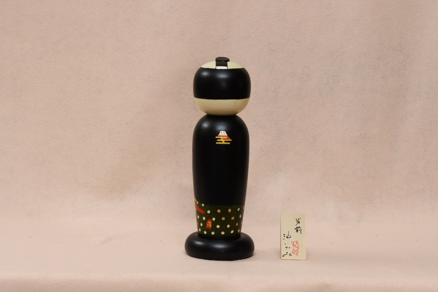 男前(緑) / OTOKOMAE(GREEN) Kokeshi Doll