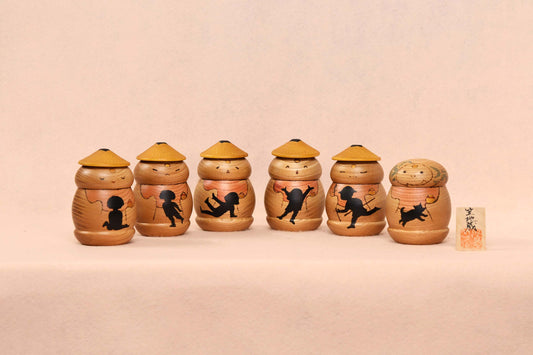 笠地蔵 こけし/ KASAJIZOU Kokeshi Doll