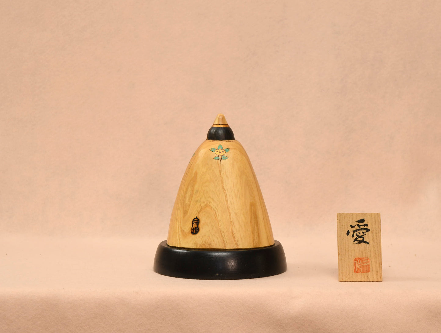 愛 こけし(AI KOKESHI DOLL)