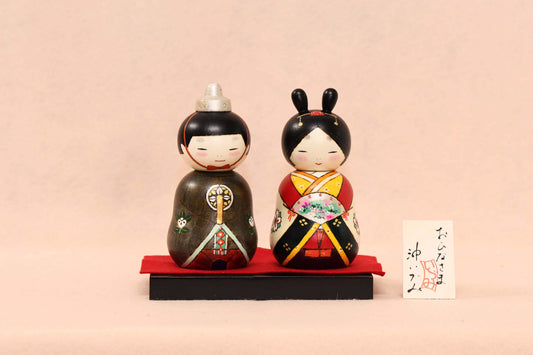 おひなさま　こけし/ OHINASAMA Kokeshi Doll