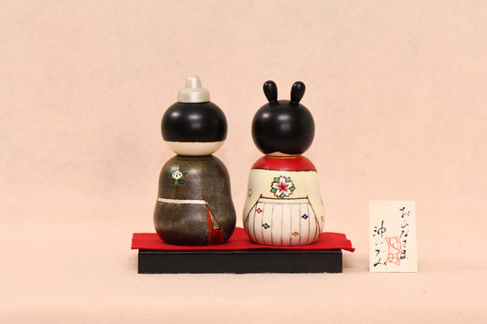 おひなさま　こけし/ OHINASAMA Kokeshi Doll